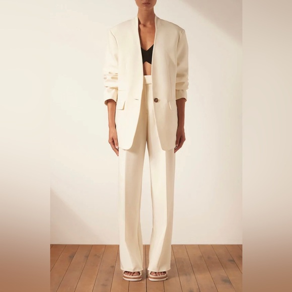 Shona Joy Jackets & Blazers - SHONA JOY Irene Collarless Oversized Blazer in Cream Sz 2